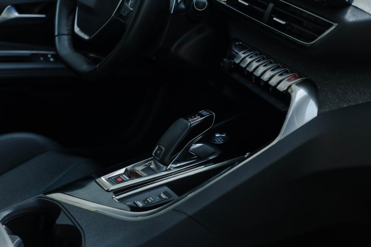 peugeot-3008-2022-gasolina-1199cc