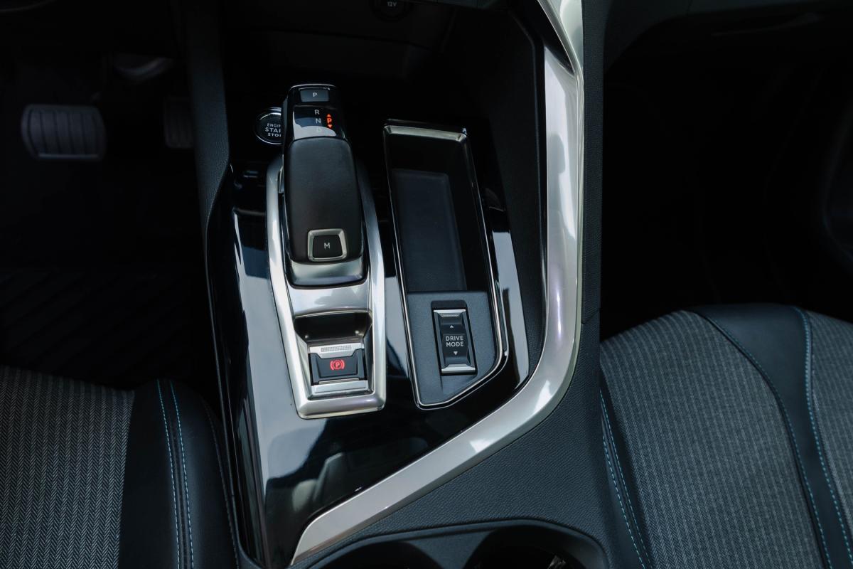 peugeot-3008-2022-gasolina-1199cc