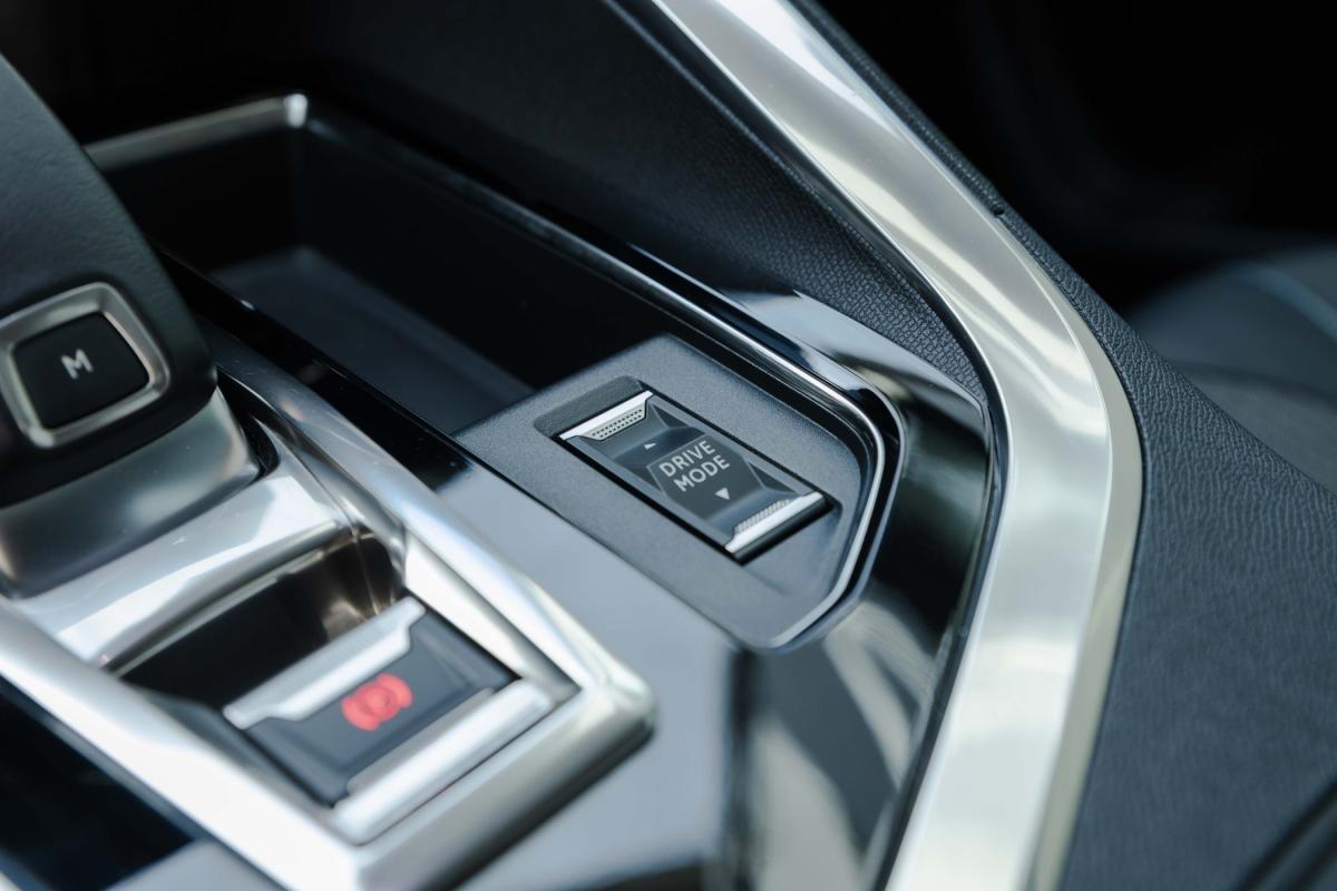 peugeot-3008-2022-gasolina-1199cc