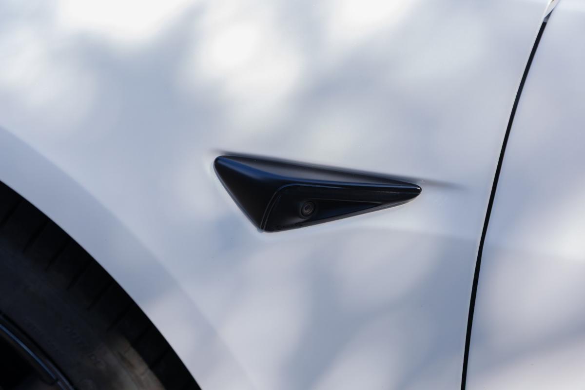 tesla-model-3-2023-eletrico-500cc