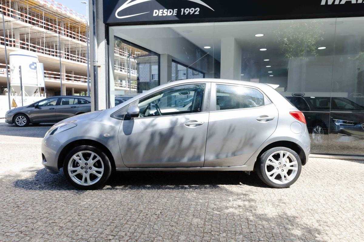 mazda-2-2010-gasolina-1349cc