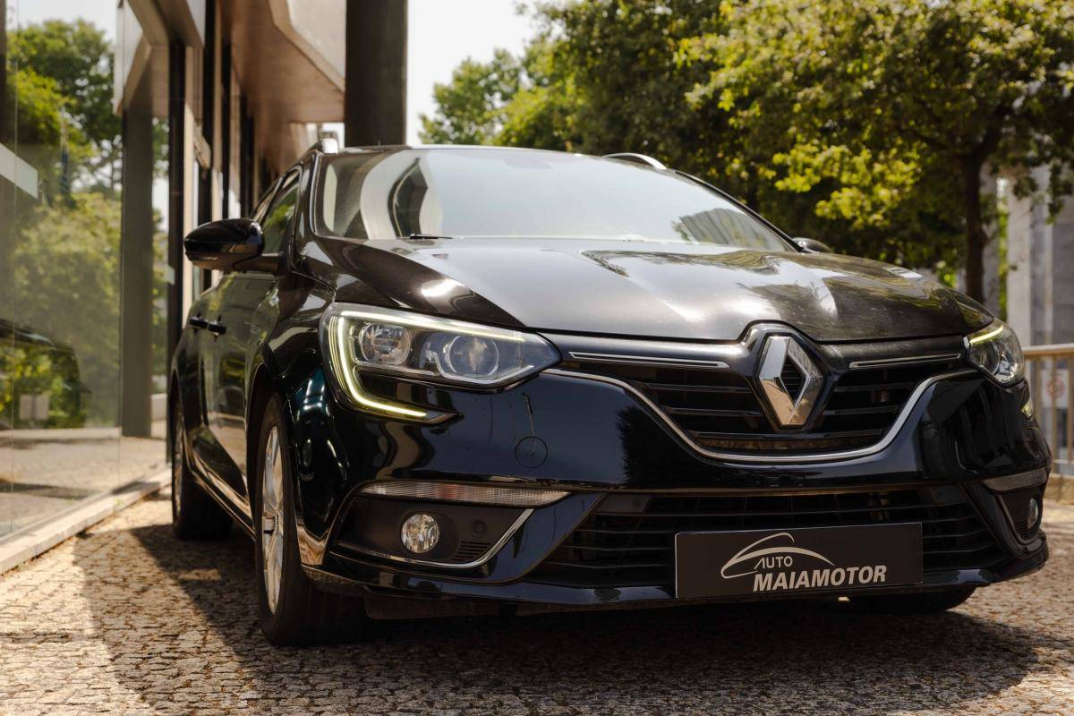 renault-megane-sport-tourer-2020-diesel-1461cc