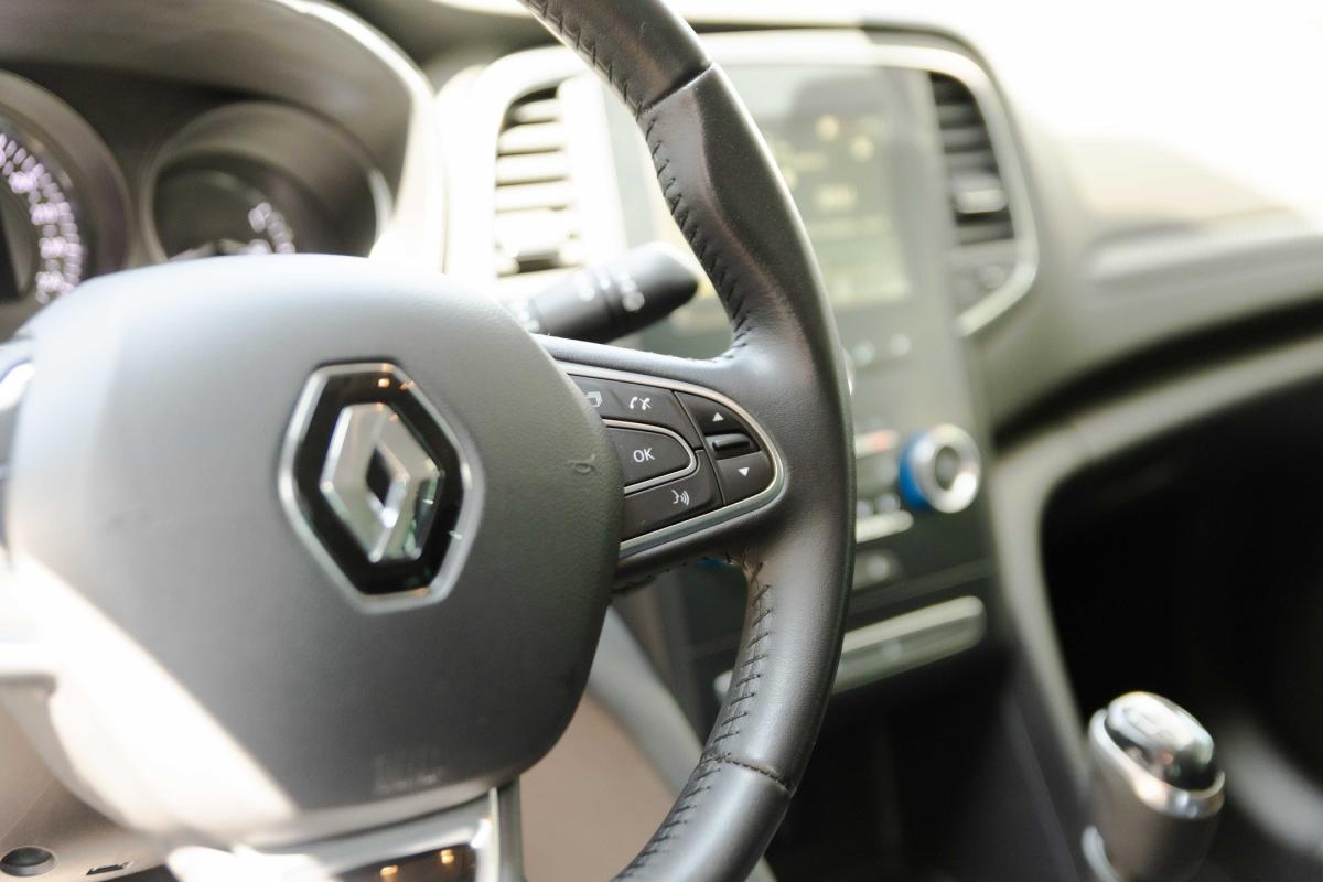 renault-megane-sport-tourer-2020-diesel-1461cc