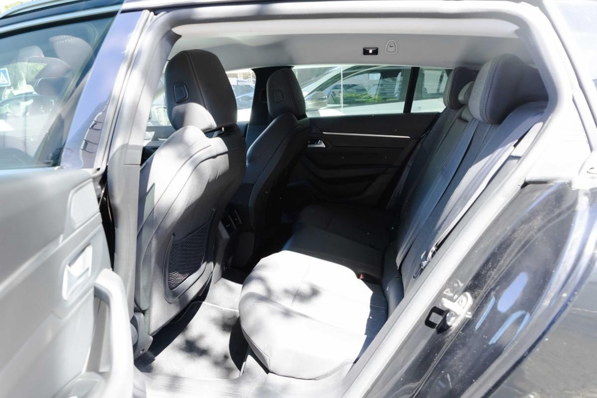 peugeot-508-sw-2021-diesel-1499cc
