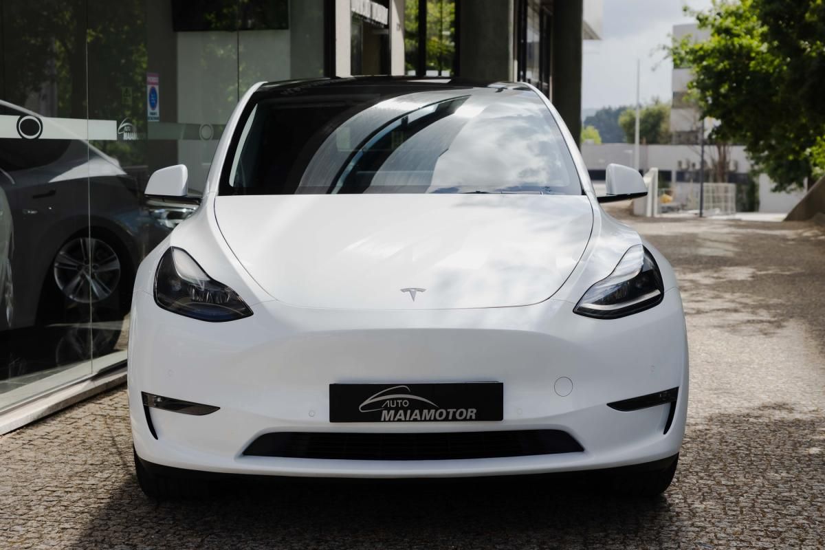 tesla-model-y-2022-eletrico-500cc