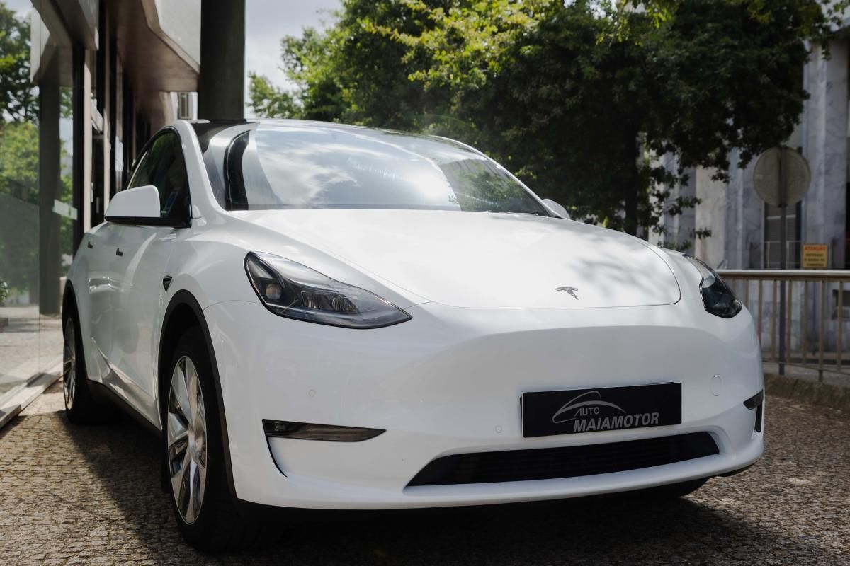 tesla-model-y-2022-eletrico-500cc