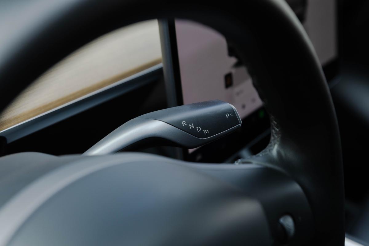 tesla-model-y-2022-eletrico-500cc