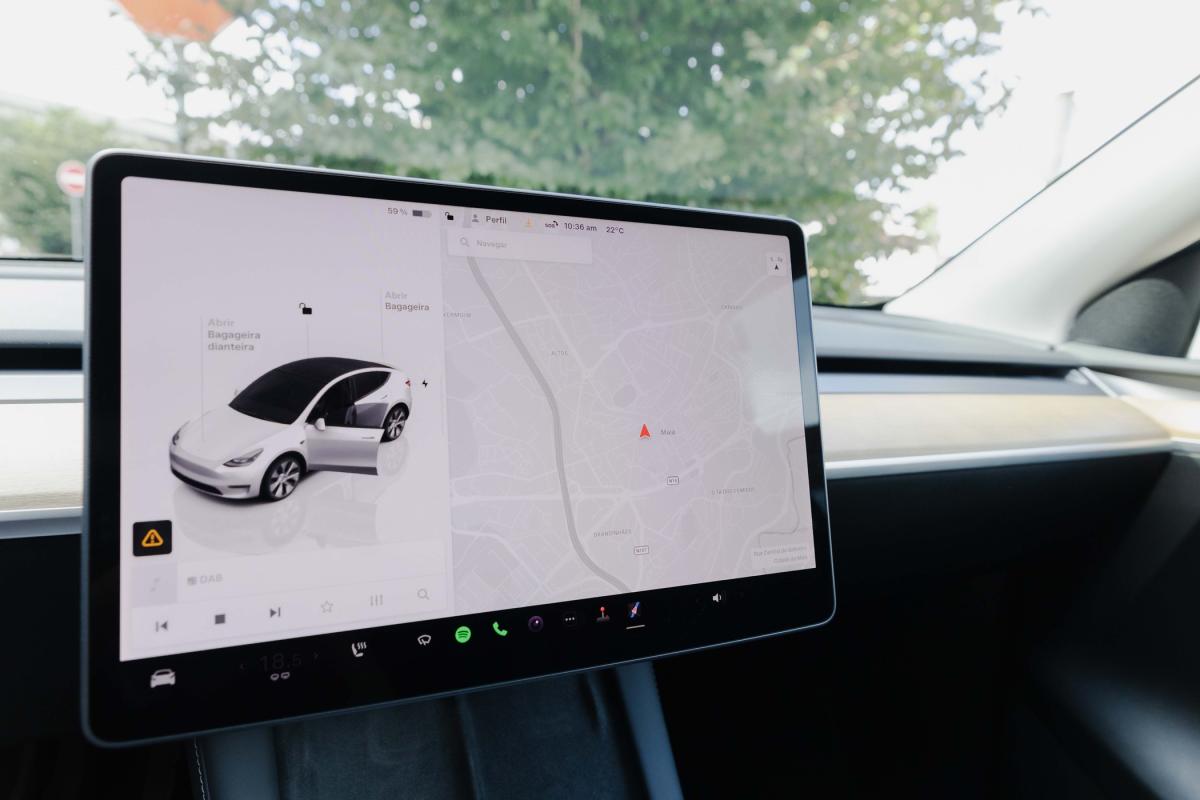 tesla-model-y-2022-eletrico-500cc
