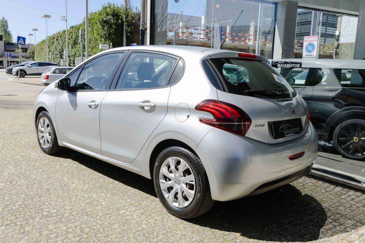 peugeot-208-2016-gasolina-1199cc