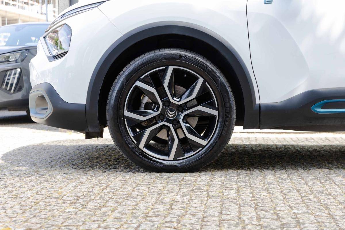 citroen-c4-2022-eletrico-500cc