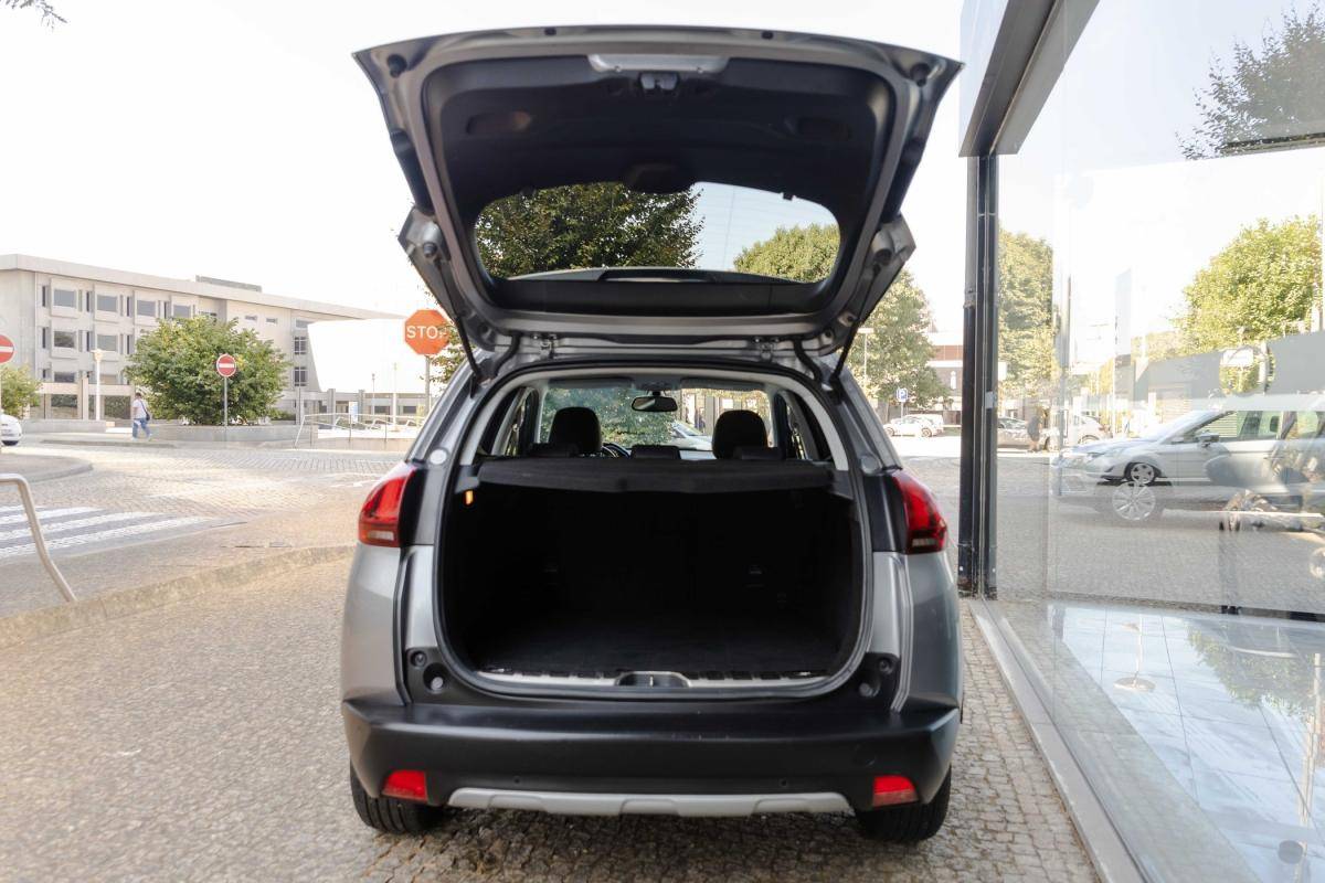 peugeot-2008-2019-gasolina-1199cc