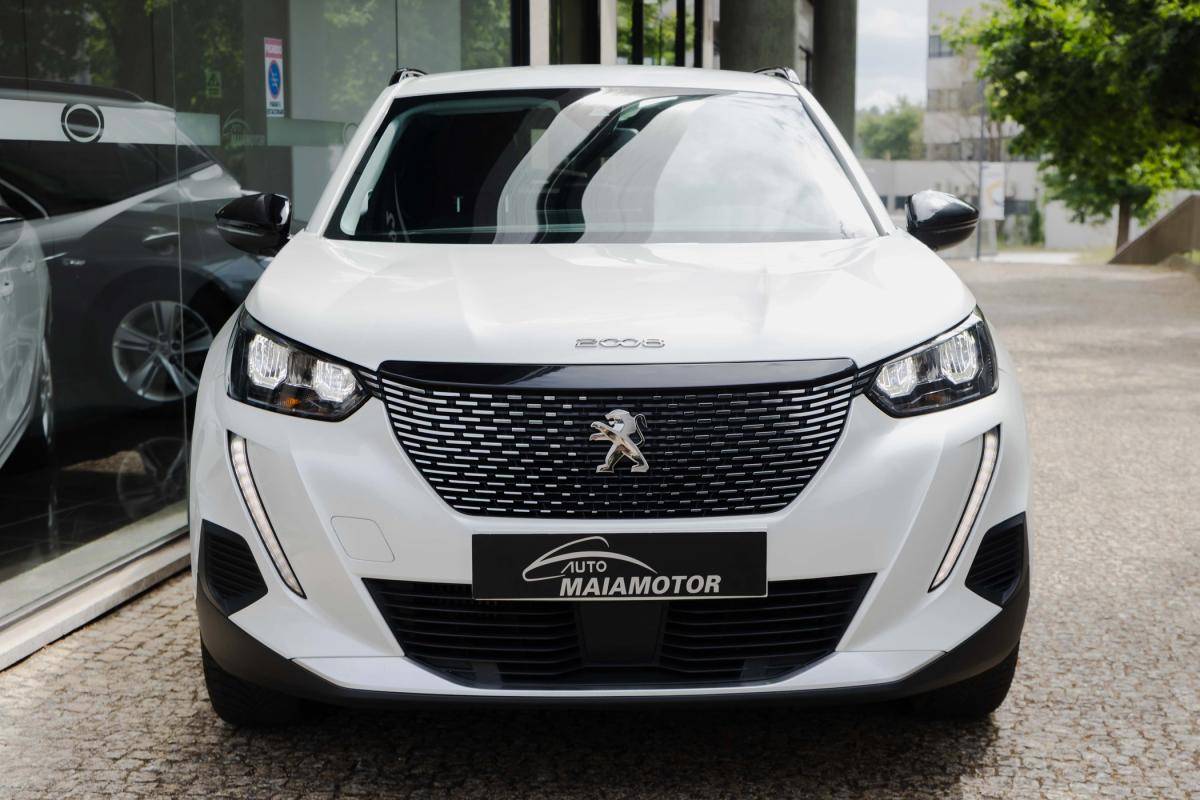 peugeot-2008-2022-gasolina-1199cc