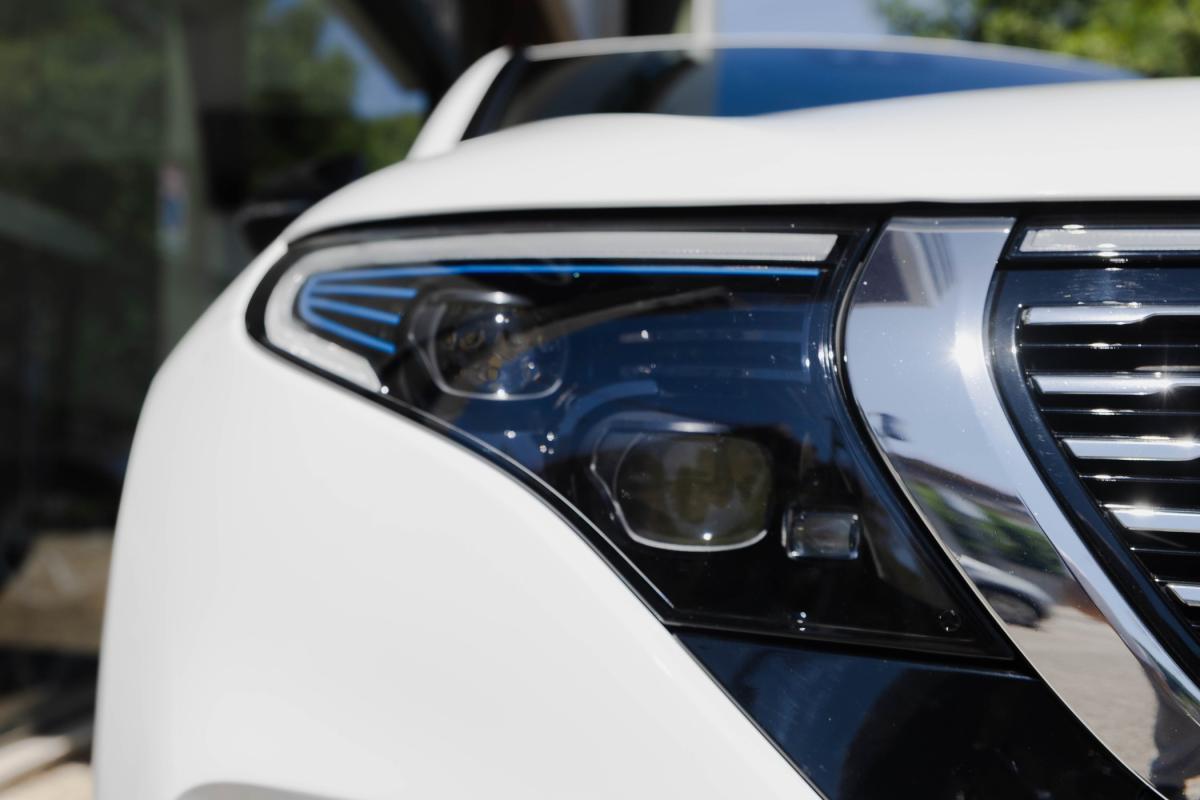 mercedes-benz-eqc-2022-eletrico-500cc