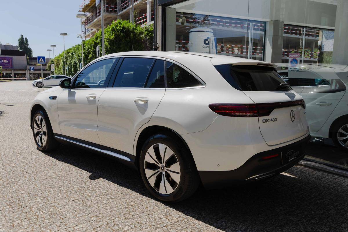 mercedes-benz-eqc-2022-eletrico-500cc