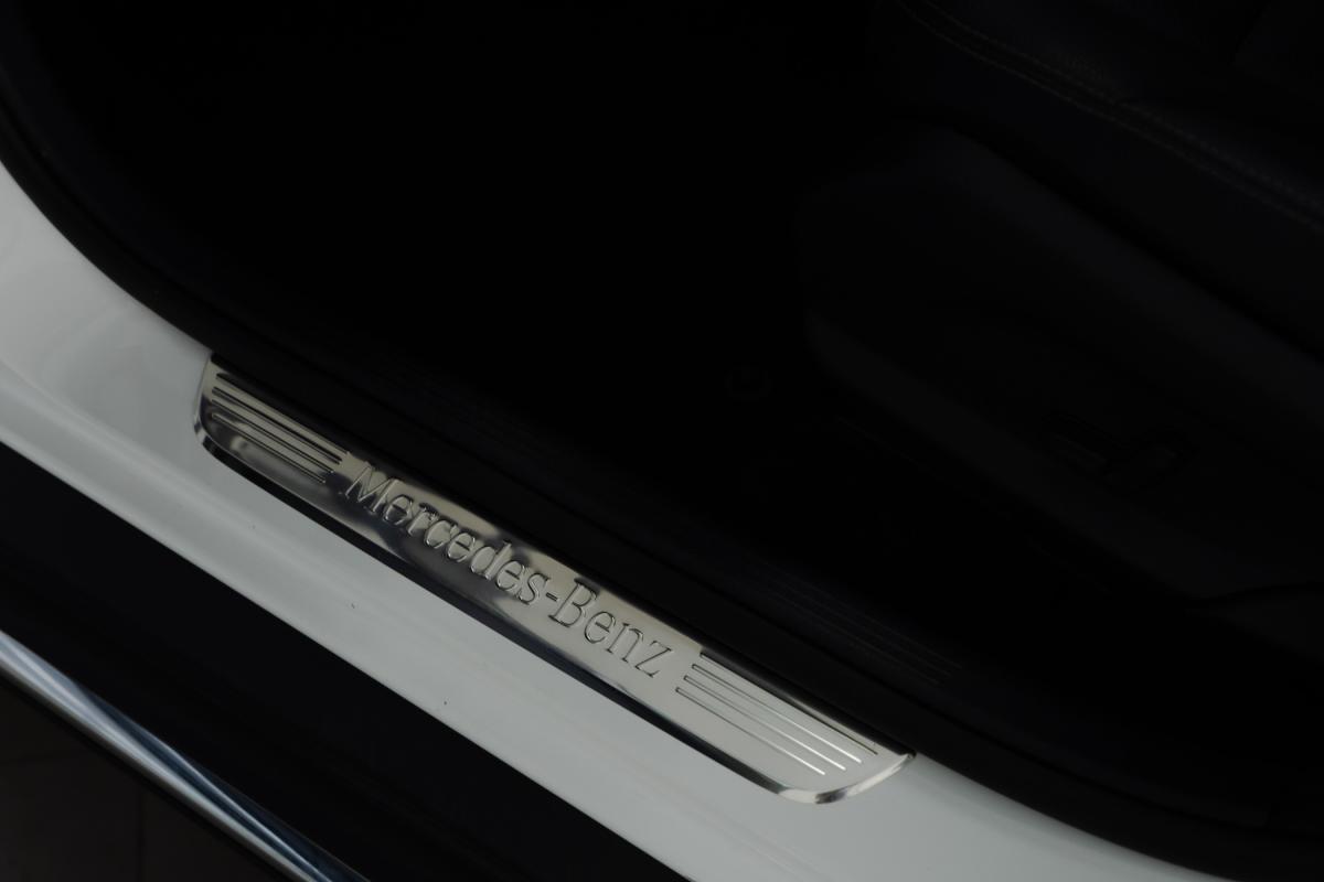 mercedes-benz-eqc-2022-eletrico-500cc