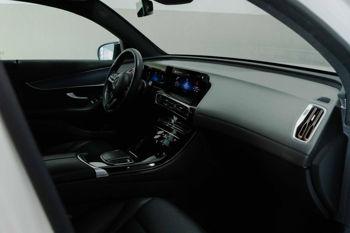 mercedes-benz-eqc-2022-eletrico-500cc