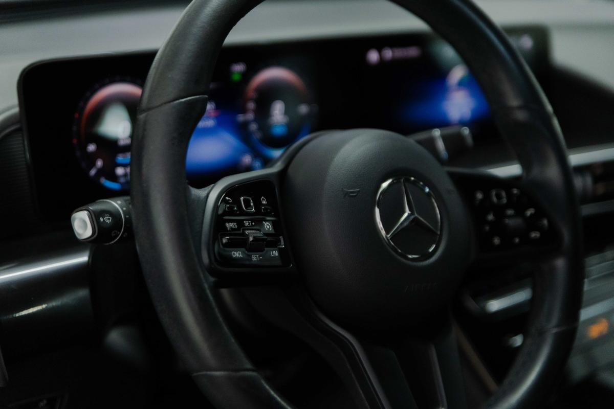 mercedes-benz-eqc-2022-eletrico-500cc