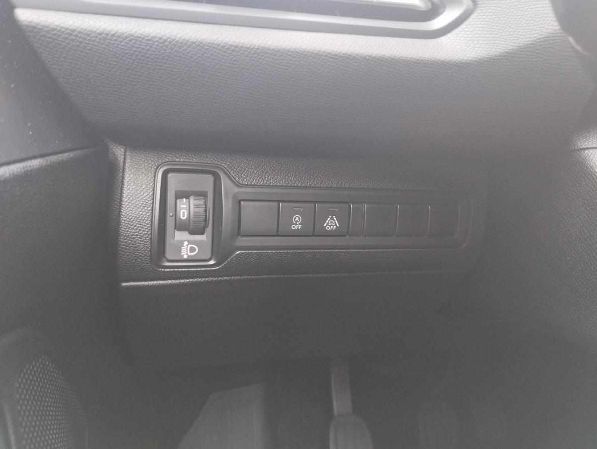 peugeot-308-sw-2019-diesel-1499cc