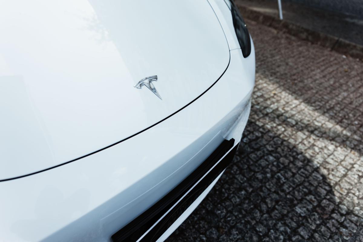 tesla-model-y-2023-eletrico-0cc