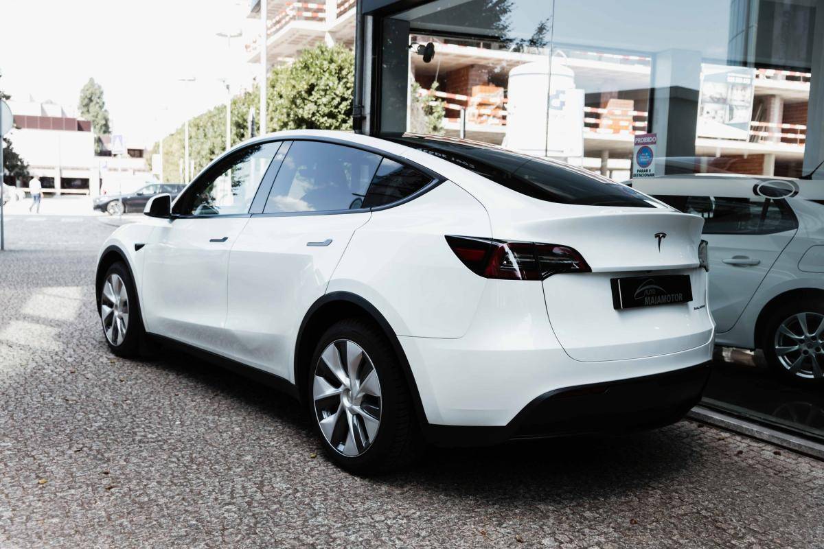tesla-model-y-2023-eletrico-0cc