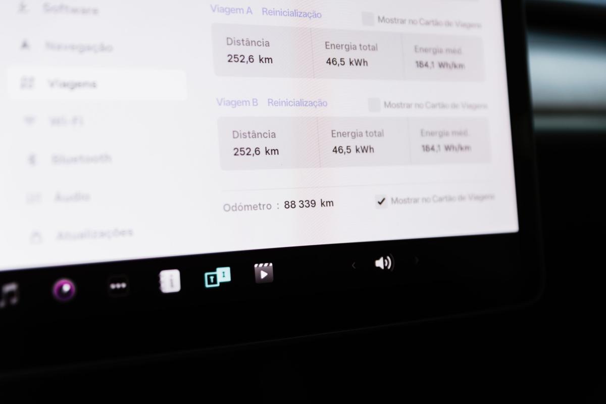 tesla-model-y-2023-eletrico-0cc