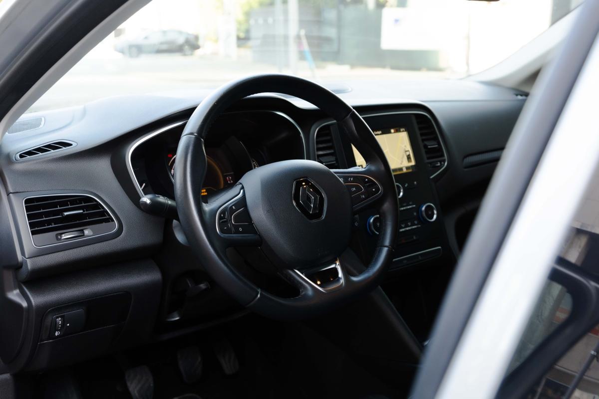 renault-megane-sport-tourer-2020-diesel-1461cc