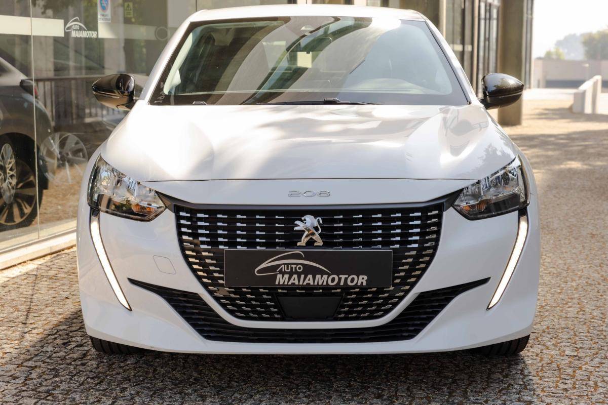 peugeot-208-2023-gasolina-1199cc