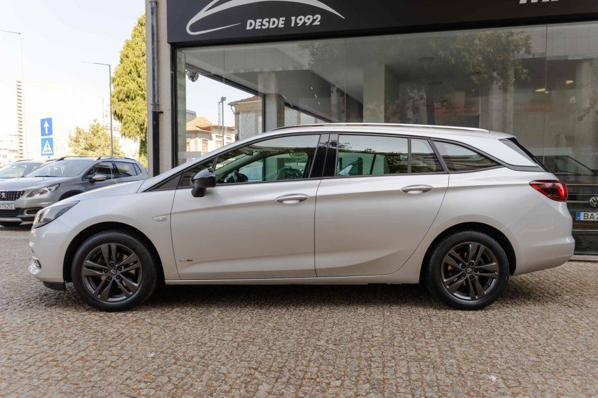 opel-astra-sport-tourer-2021-diesel-1496cc
