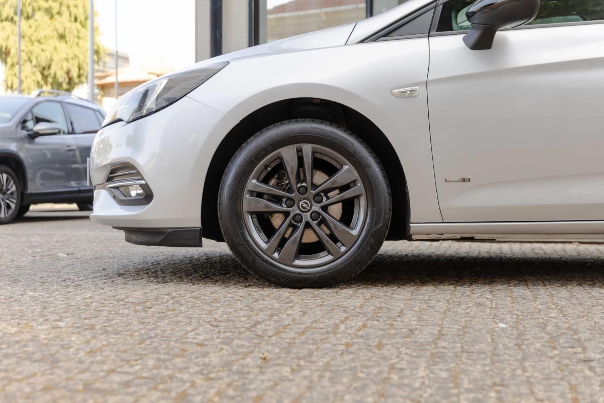 opel-astra-sport-tourer-2021-diesel-1496cc