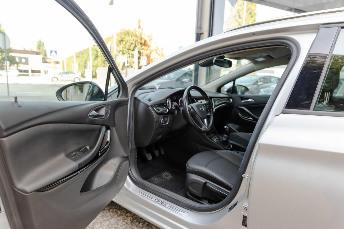 opel-astra-sport-tourer-2021-diesel-1496cc
