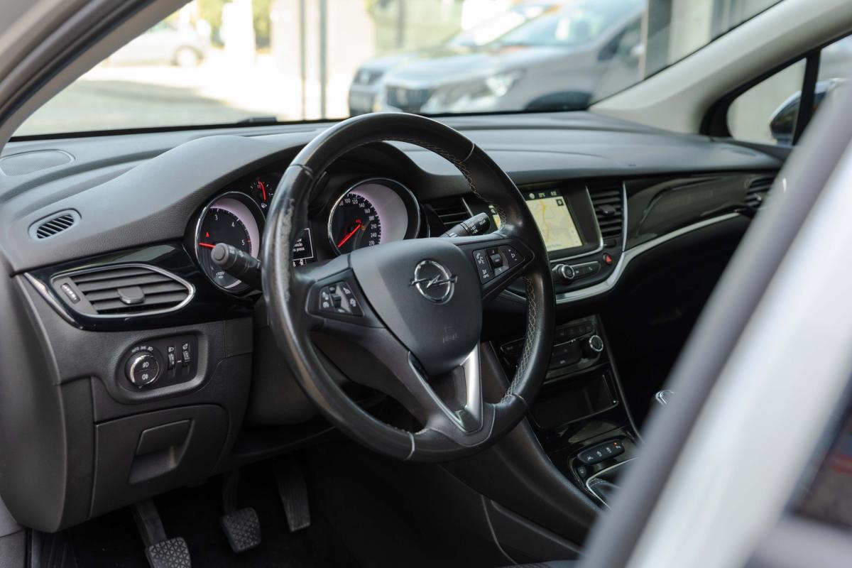 opel-astra-sport-tourer-2021-diesel-1496cc