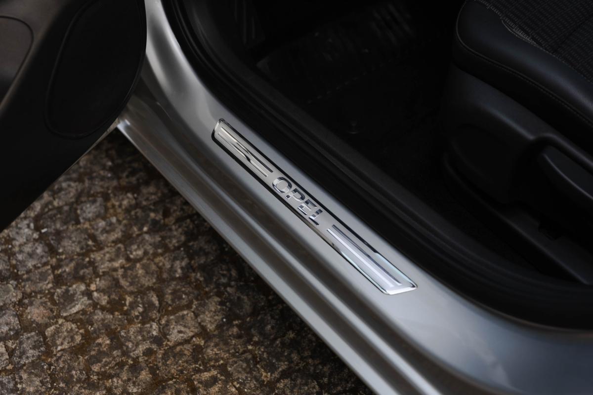 opel-astra-sport-tourer-2021-diesel-1496cc