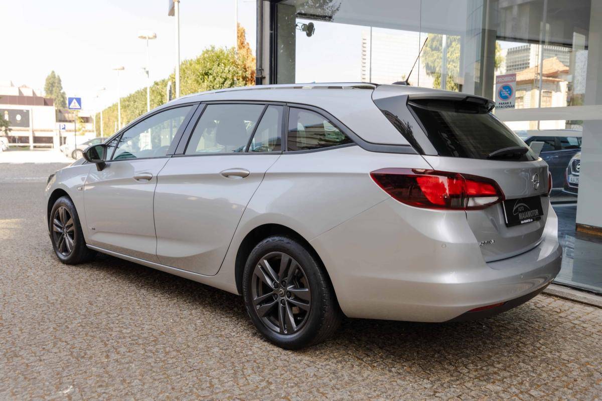 opel-astra-sport-tourer-2021-diesel-1496cc