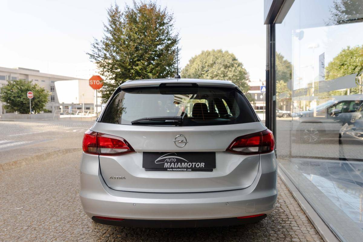 opel-astra-sport-tourer-2021-diesel-1496cc