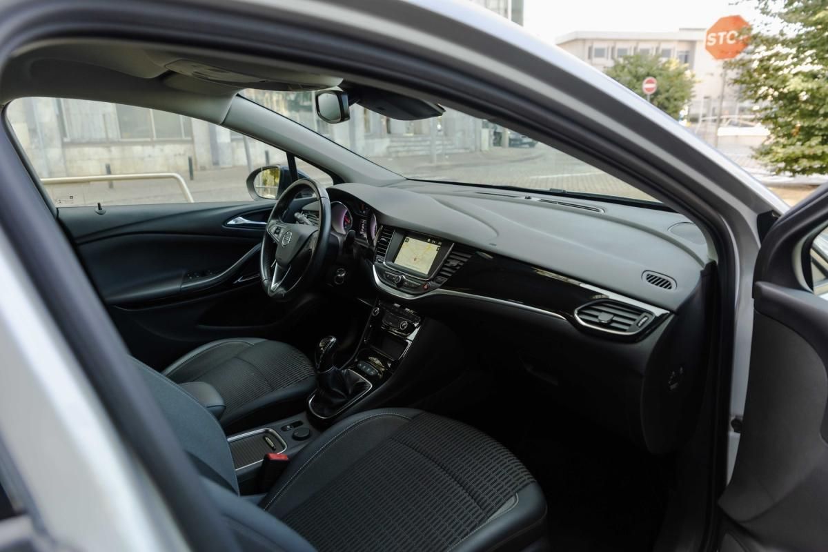 opel-astra-sport-tourer-2021-diesel-1496cc