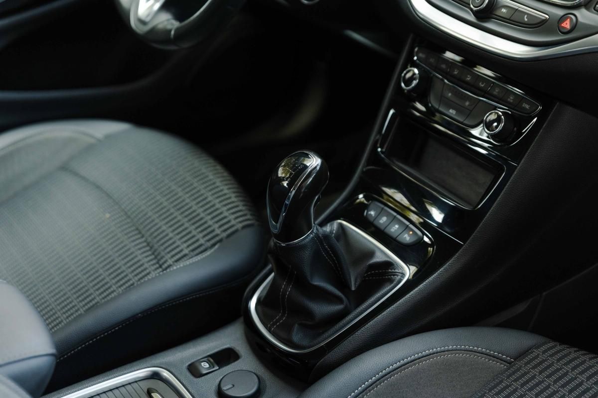 opel-astra-sport-tourer-2021-diesel-1496cc