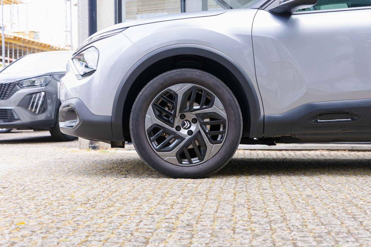 citroen-c4-2023-gasolina-1199cc