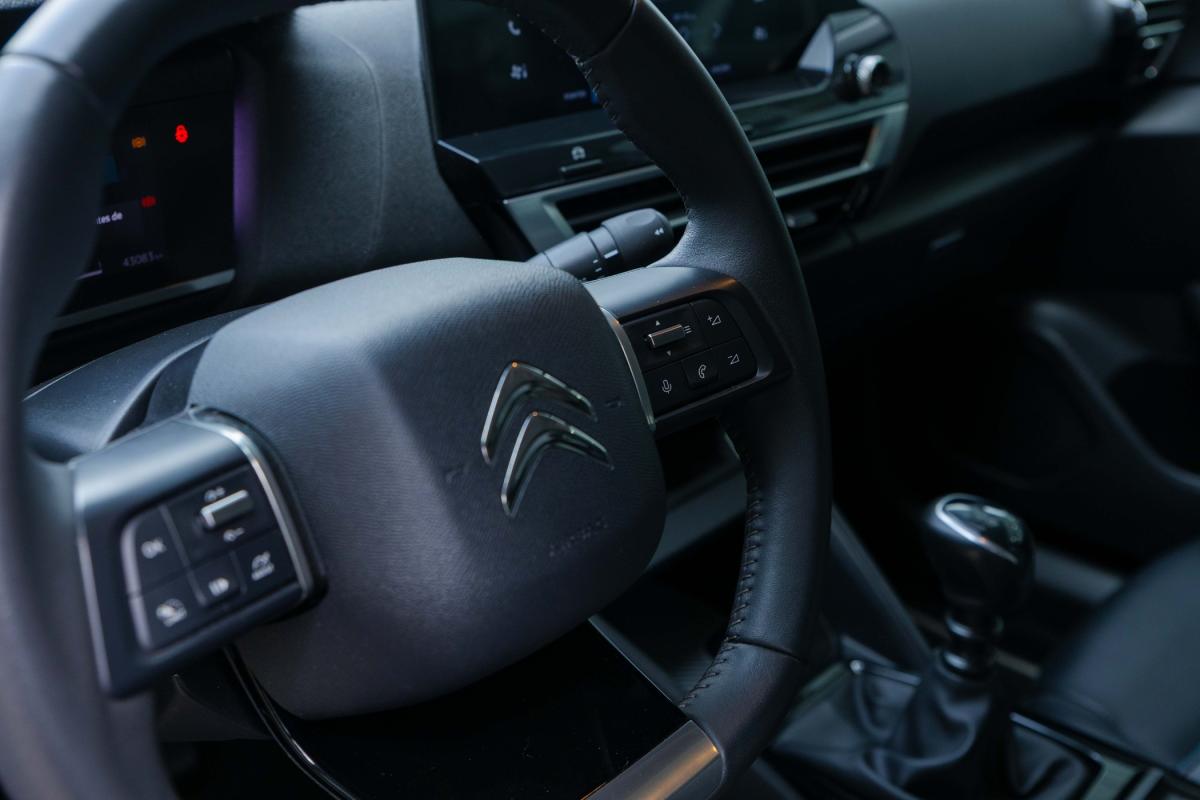 citroen-c4-2023-gasolina-1199cc