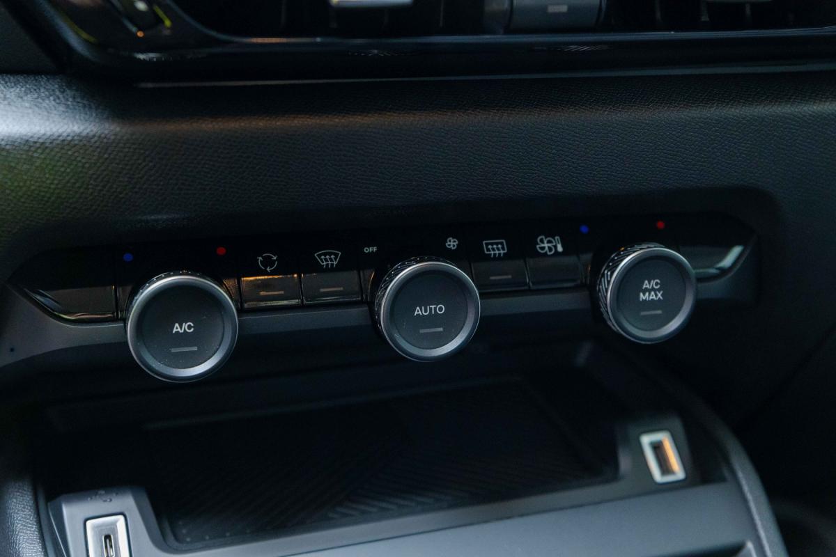 citroen-c4-2023-gasolina-1199cc