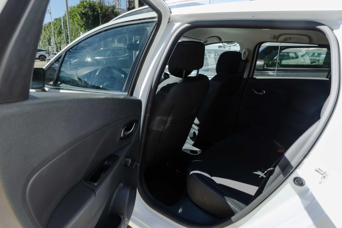 renault-clio-sport-tourer-2019-diesel-1461cc