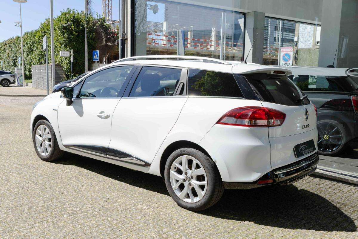 renault-clio-sport-tourer-2019-diesel-1461cc