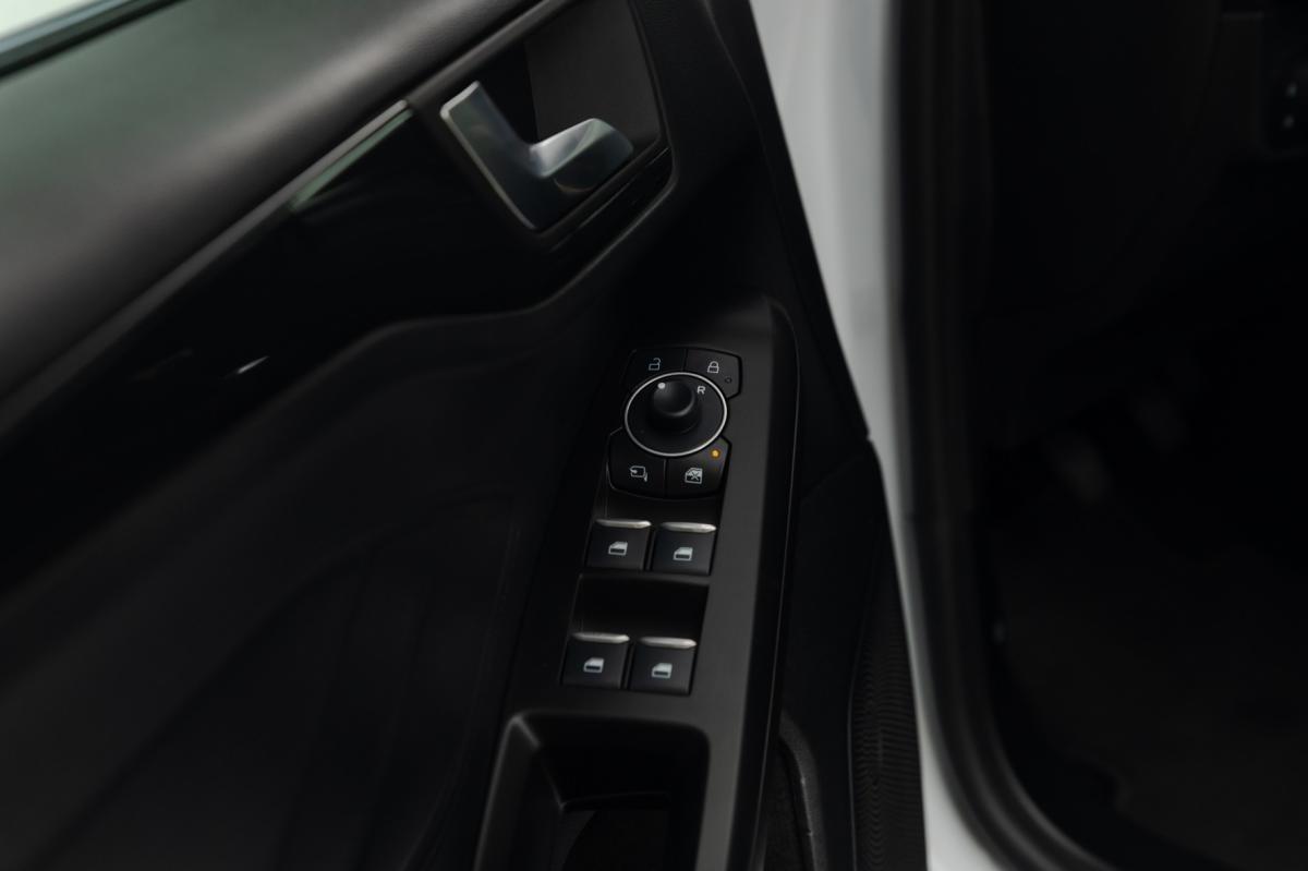 ford-focus-sw-2023-gasolina-998cc
