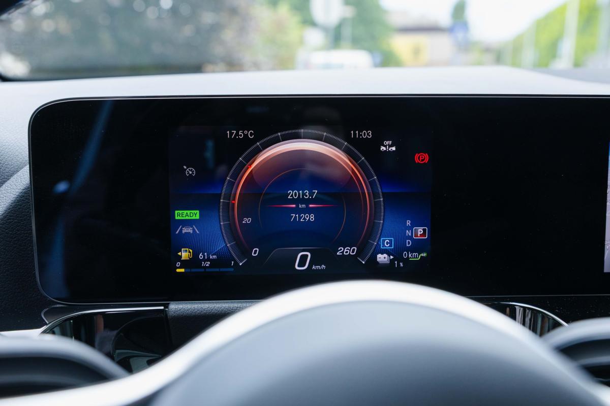 mercedes-benz-gla-2022-hibrido-a-gasolina-1332cc