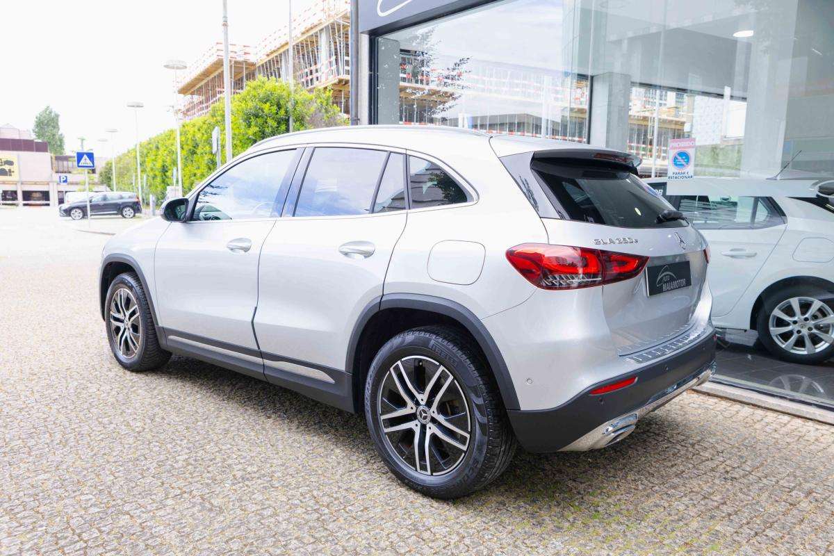 mercedes-benz-gla-2022-hibrido-a-gasolina-1332cc