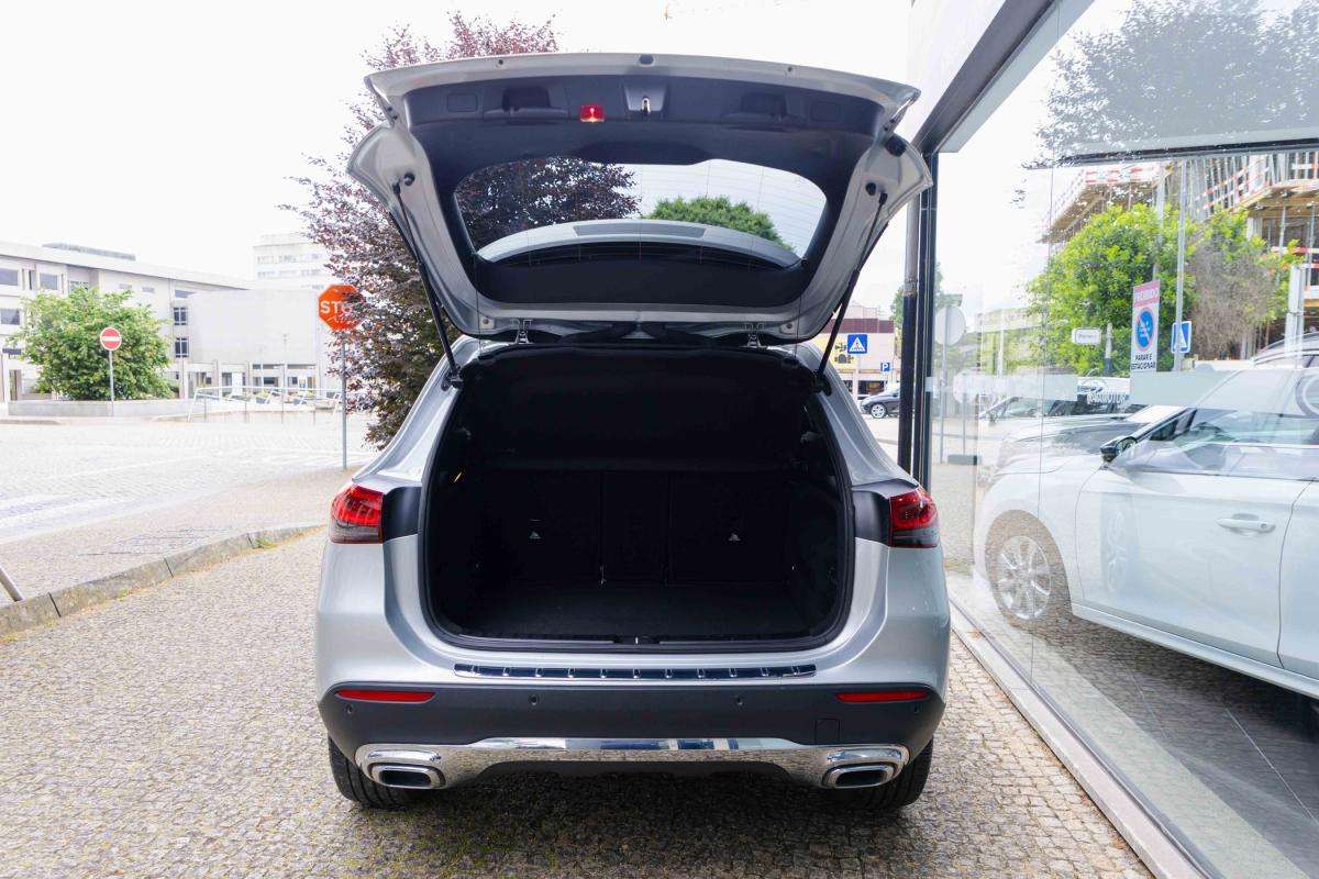 mercedes-benz-gla-2022-hibrido-a-gasolina-1332cc