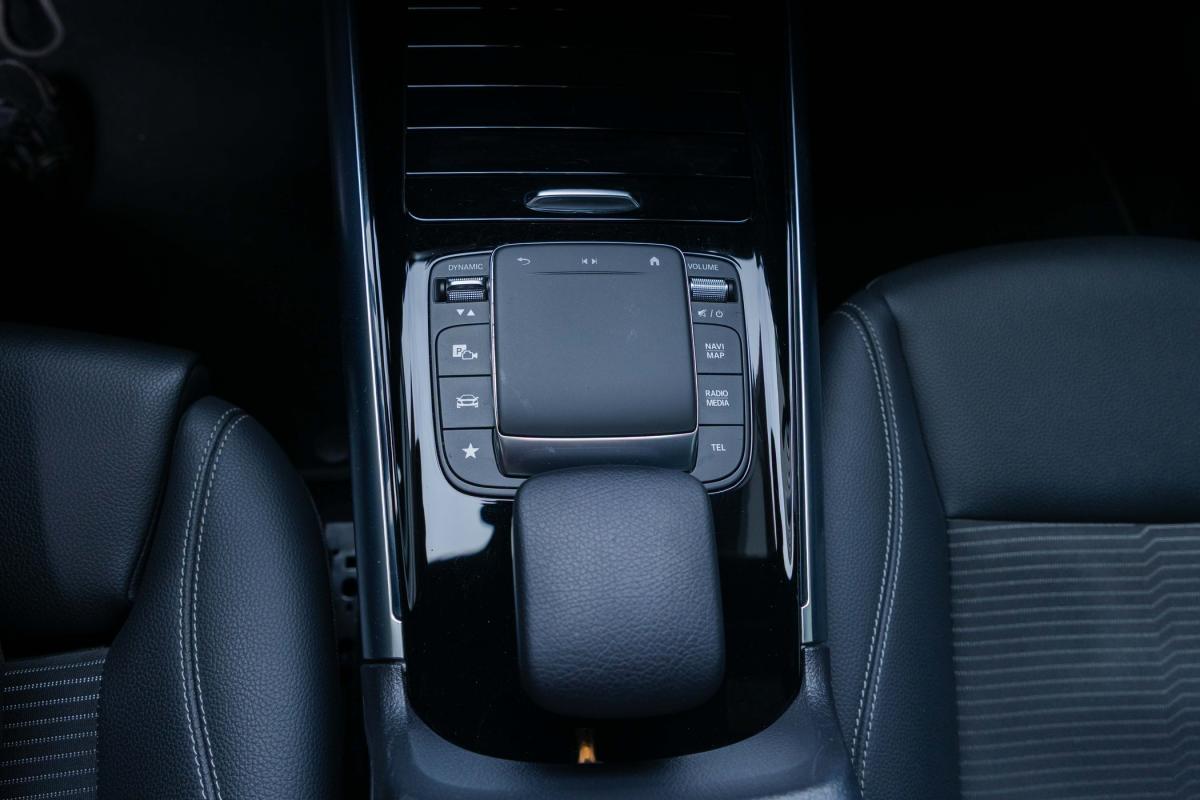 mercedes-benz-gla-2022-hibrido-a-gasolina-1332cc