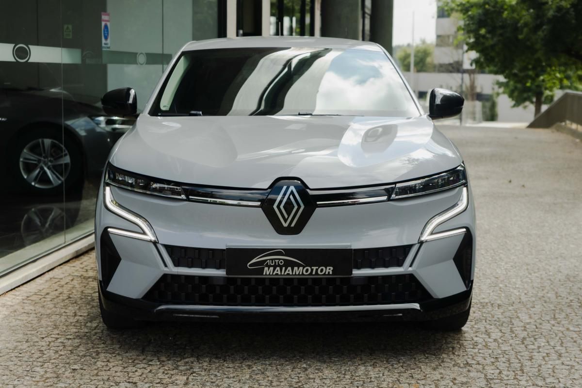 renault-megane-e-tech-2023-eletrico-500cc