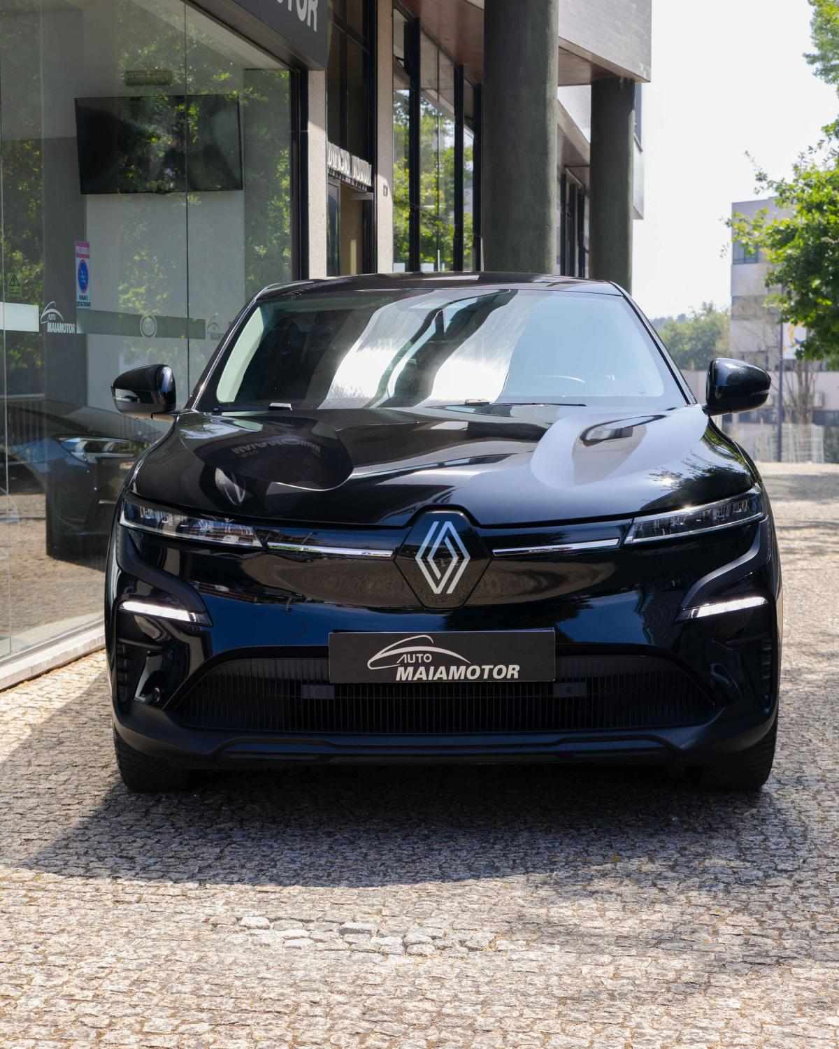 renault-megane-e-tech-2023-eletrico-500cc
