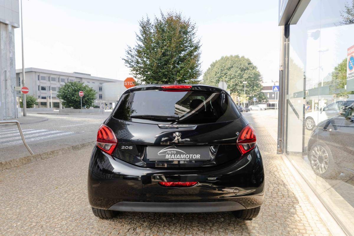 peugeot-208-2018-diesel-1499cc