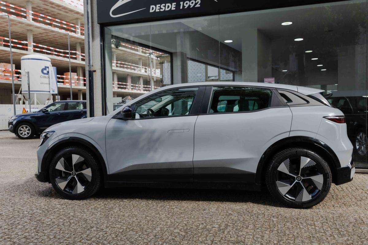 renault-megane-e-tech-2023-eletrico-500cc